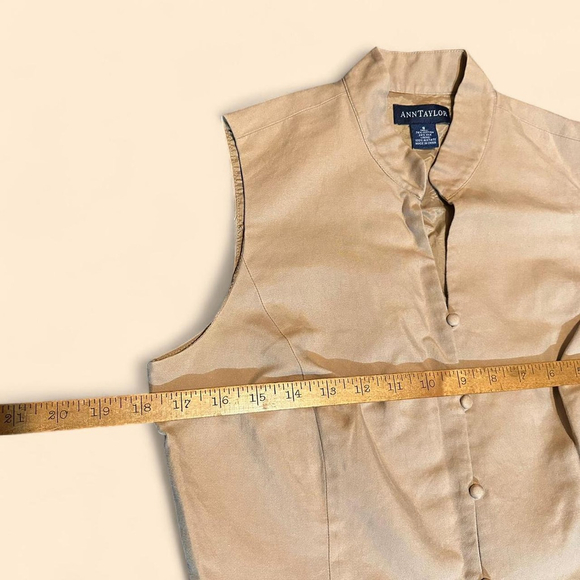 Ann Taylor Beige High-Neck Sleeveless Vest - Picture 5 of 6